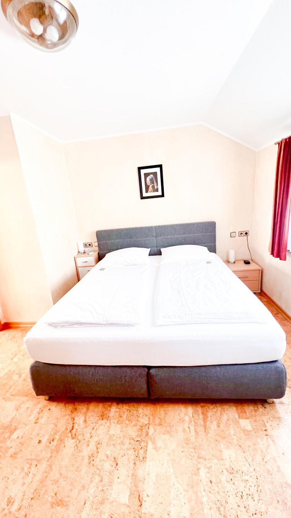 Hotel Zur Loreley - Garni Санкт Гоар Екстериор снимка