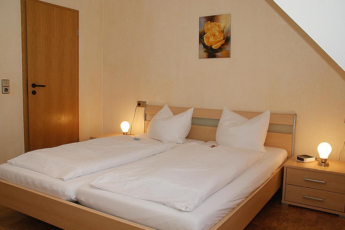 Hotel Zur Loreley - Garni Санкт Гоар Екстериор снимка